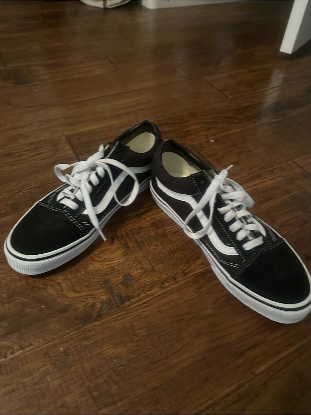 Vans Black and White Low-Top Skate Sneakers - Picture 2 of 6
